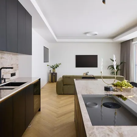 2023 Luxury Sunset Sea View טאלין